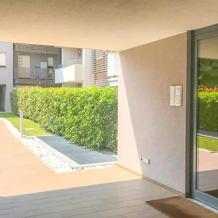 Caseospitali - Casa La Vela, Raffinato Bilocale Con Balcone דירה צ'רנוסקו סול נוויליו